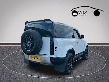 Used Land Rover Defender 90 2024 for sale - 79289270: Photo