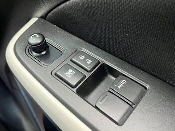 Used Suzuki Swift 2018 for sale - 78256827: Photo