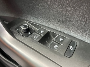 Used Volkswagen Polo 2018 for sale - 78426355: Photo