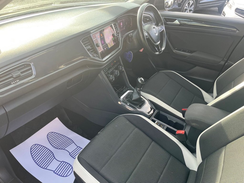 Used Volkswagen T-Roc 2020 for sale - 76496899: Photo 14
