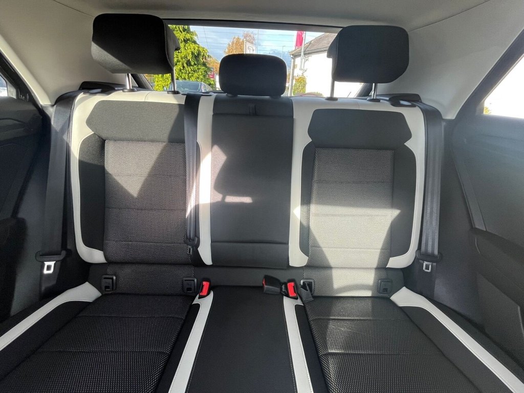 Used Volkswagen T-Roc 2020 for sale - 76496899: Photo 16