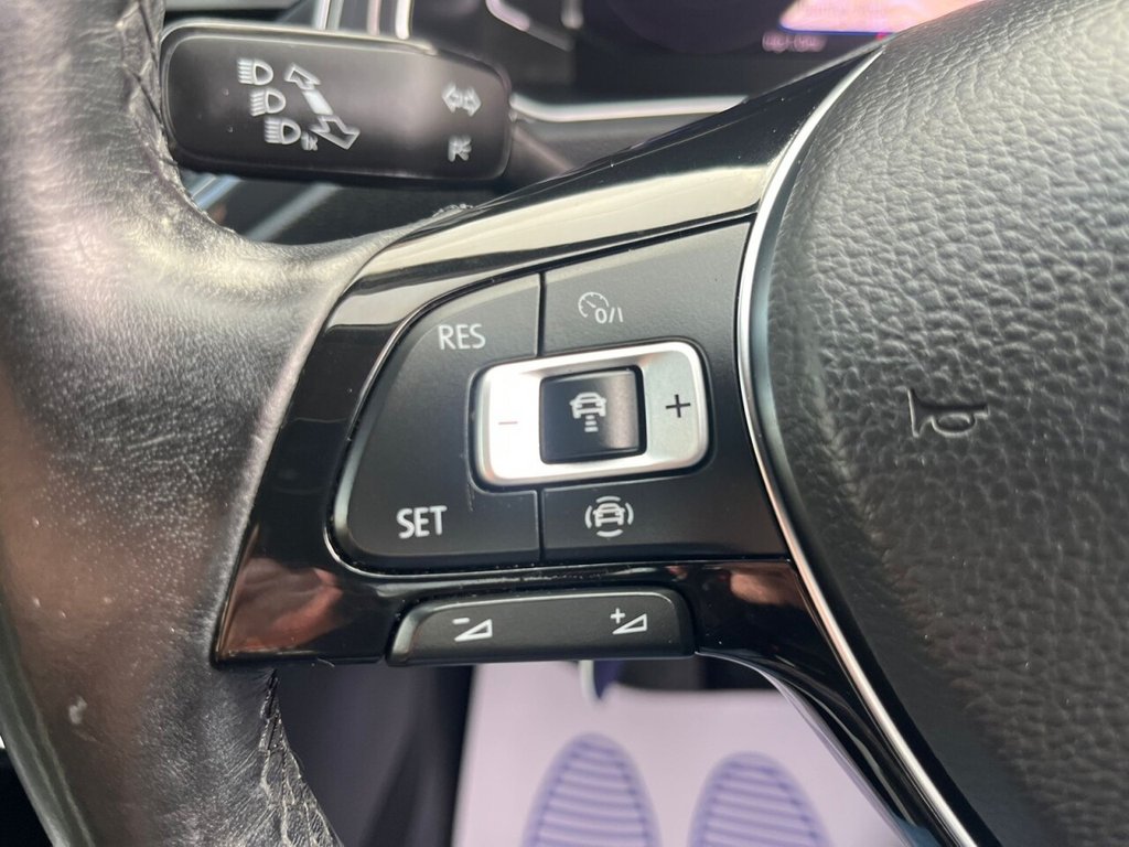 Used Volkswagen T-Roc 2020 for sale - 76496899: Photo 34