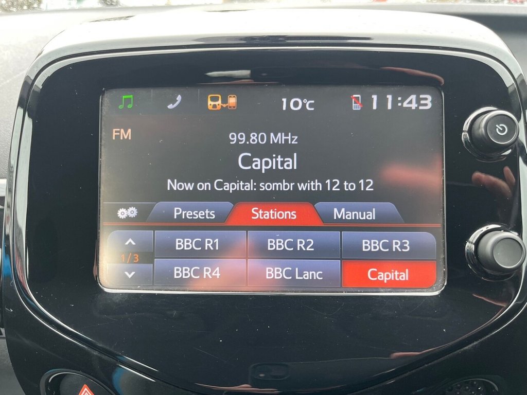 Used Toyota AYGO 2015 for sale - 77680548: Photo 15