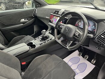 Used DS Automobiles DS 7 Crossback 2018 for sale - 76147635: Photo