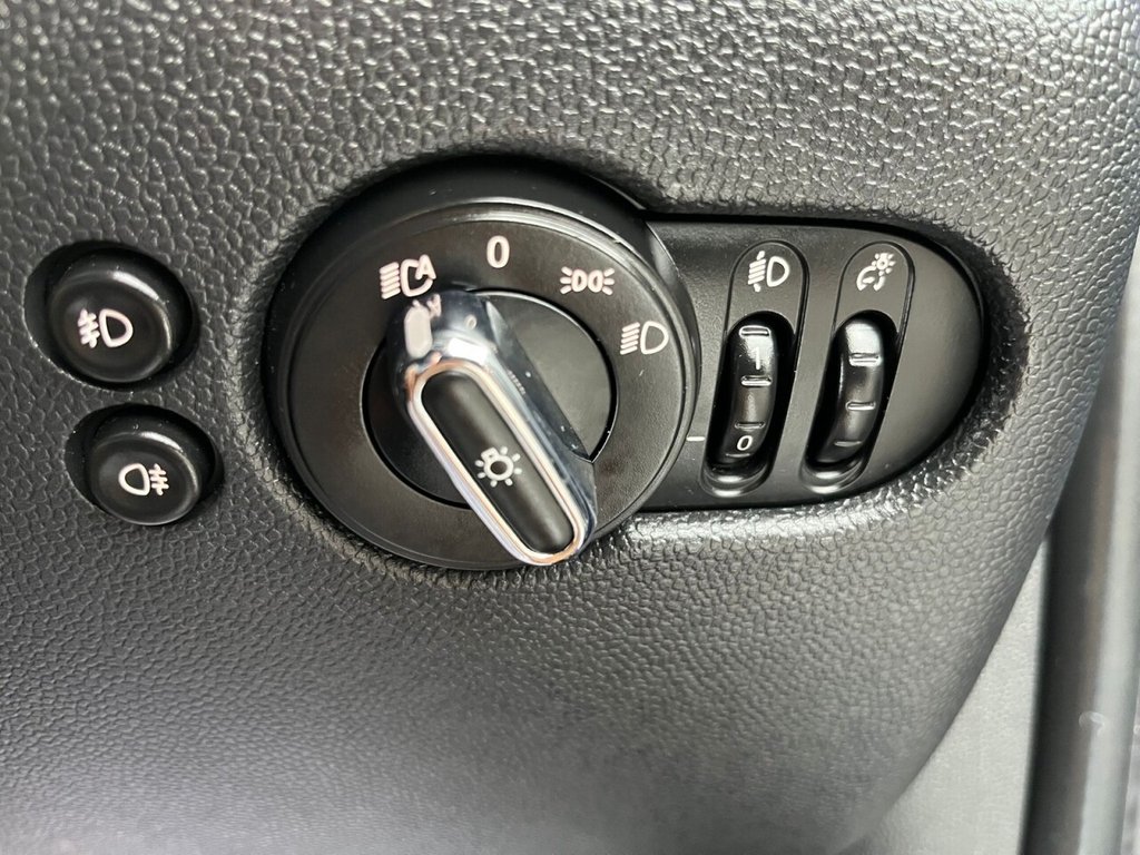 Used MINI Hatch 2018 for sale - 75998501: Photo 23