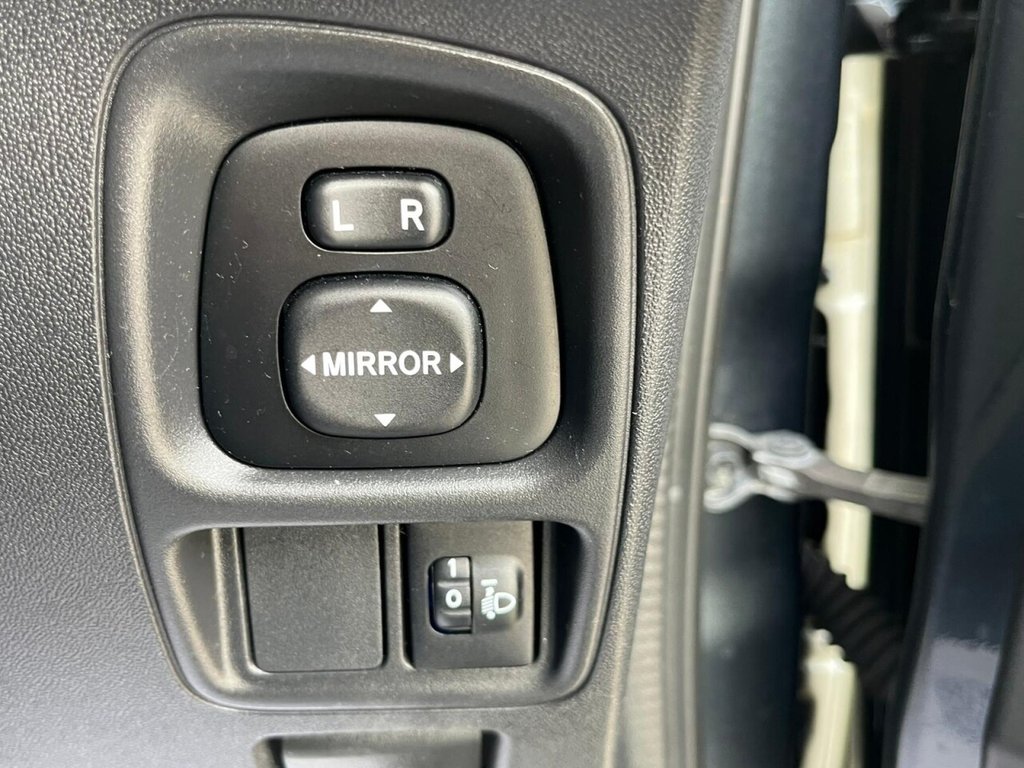 Used Toyota AYGO 2017 for sale - 78200514: Photo 24