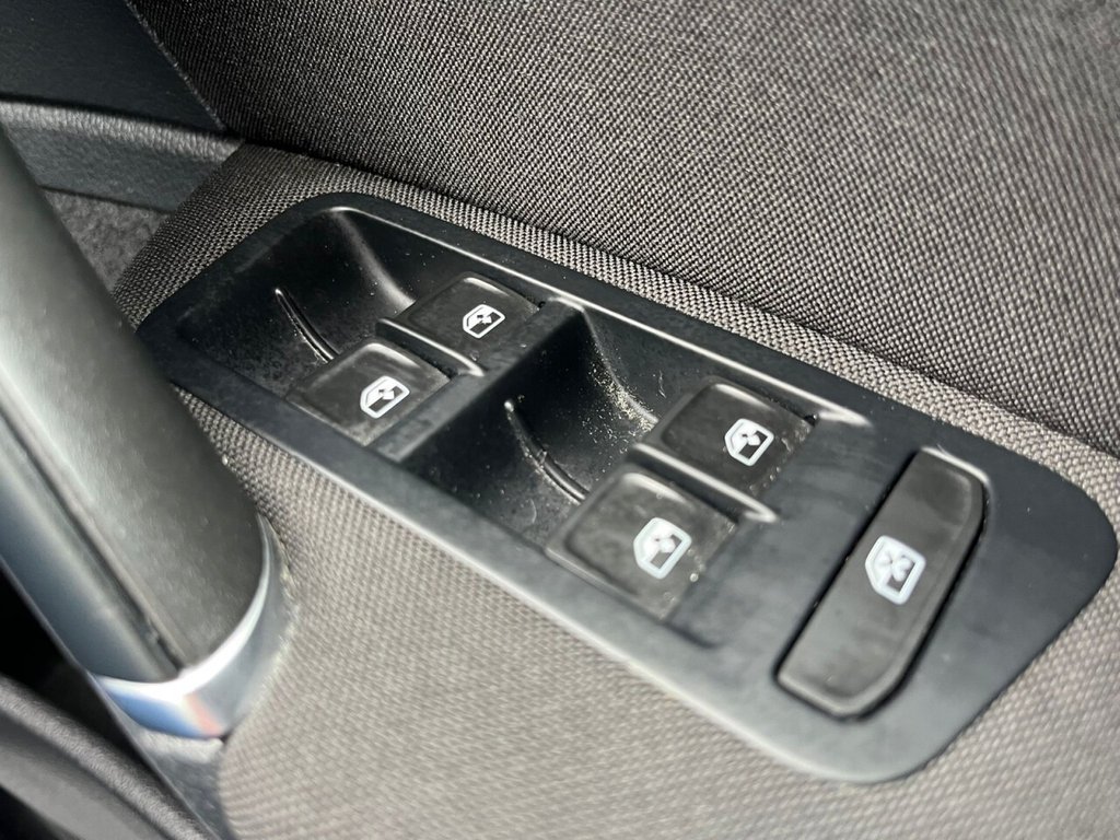 Used Volkswagen Golf 2017 for sale - 76280254: Photo 13