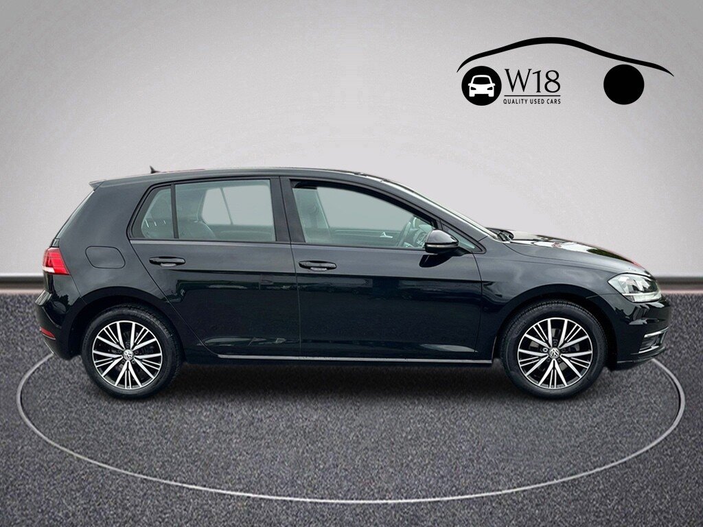 Used Volkswagen Golf 2017 for sale - 76280254: Photo 2