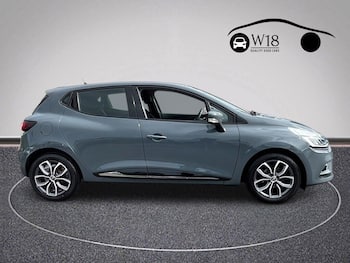Used Renault Clio 2018 for sale - 79791233: Photo