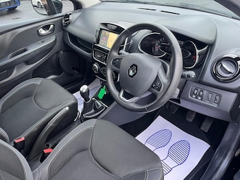 Used Renault Clio 2018 for sale - 77356474: Photo