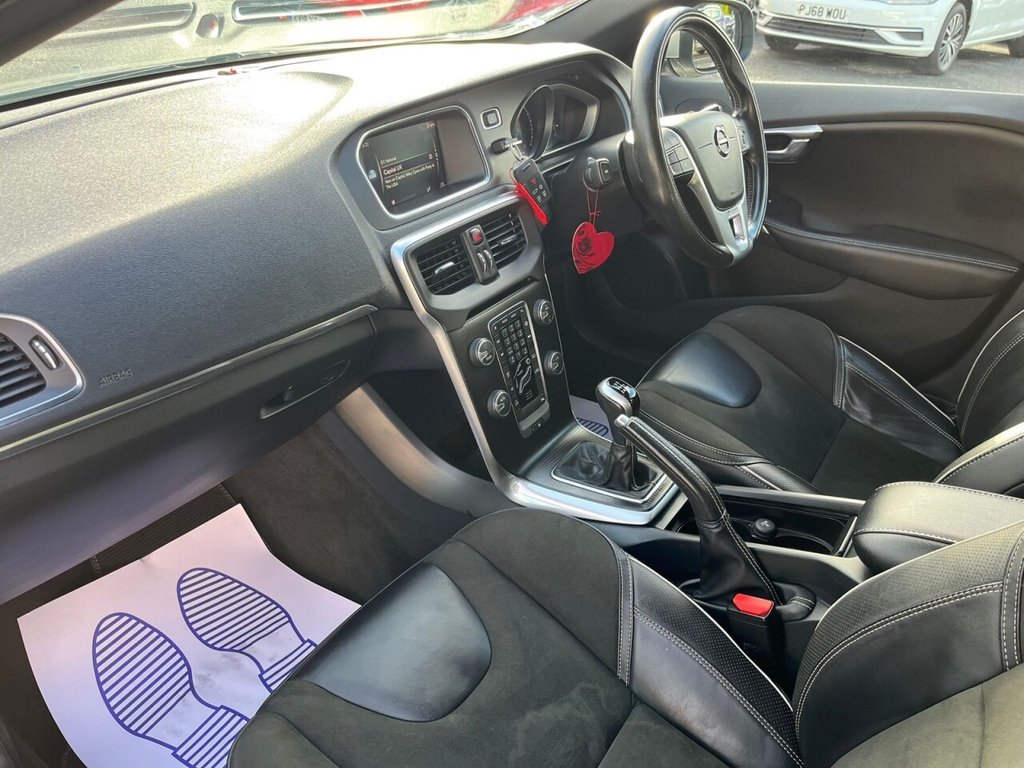 Used Volvo V40 2018 for sale - 76356927: Photo 14