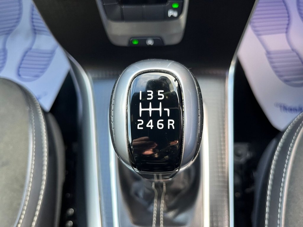 Used Volvo V40 2018 for sale - 76356927: Photo 19