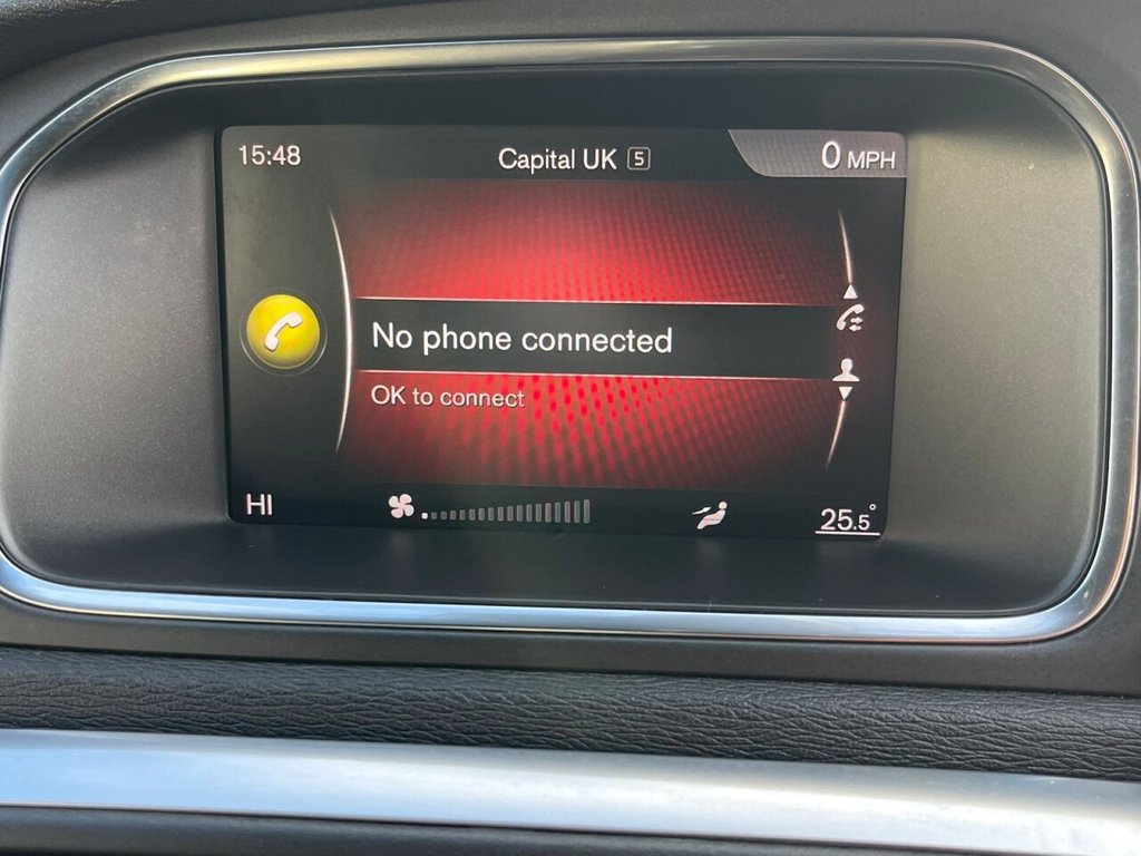 Used Volvo V40 2018 for sale - 76356927: Photo 25