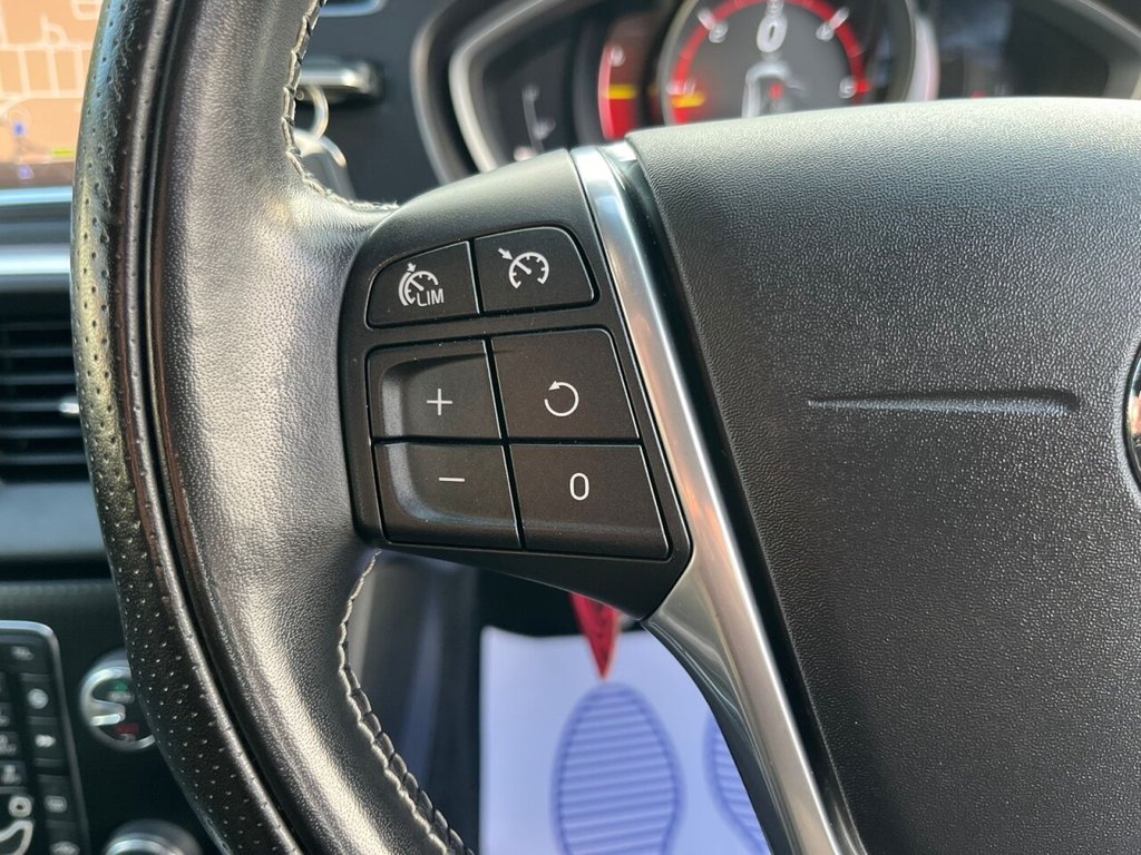 Used Volvo V40 2018 for sale - 76356927: Photo 27