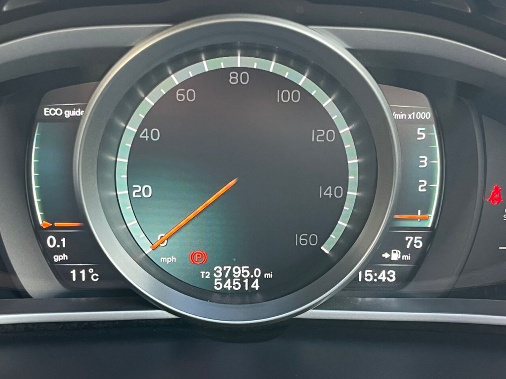 Used Volvo V40 2018 for sale - 76356927: Photo 29
