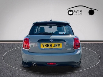Used MINI Hatch 2019 for sale - 79327929: Photo