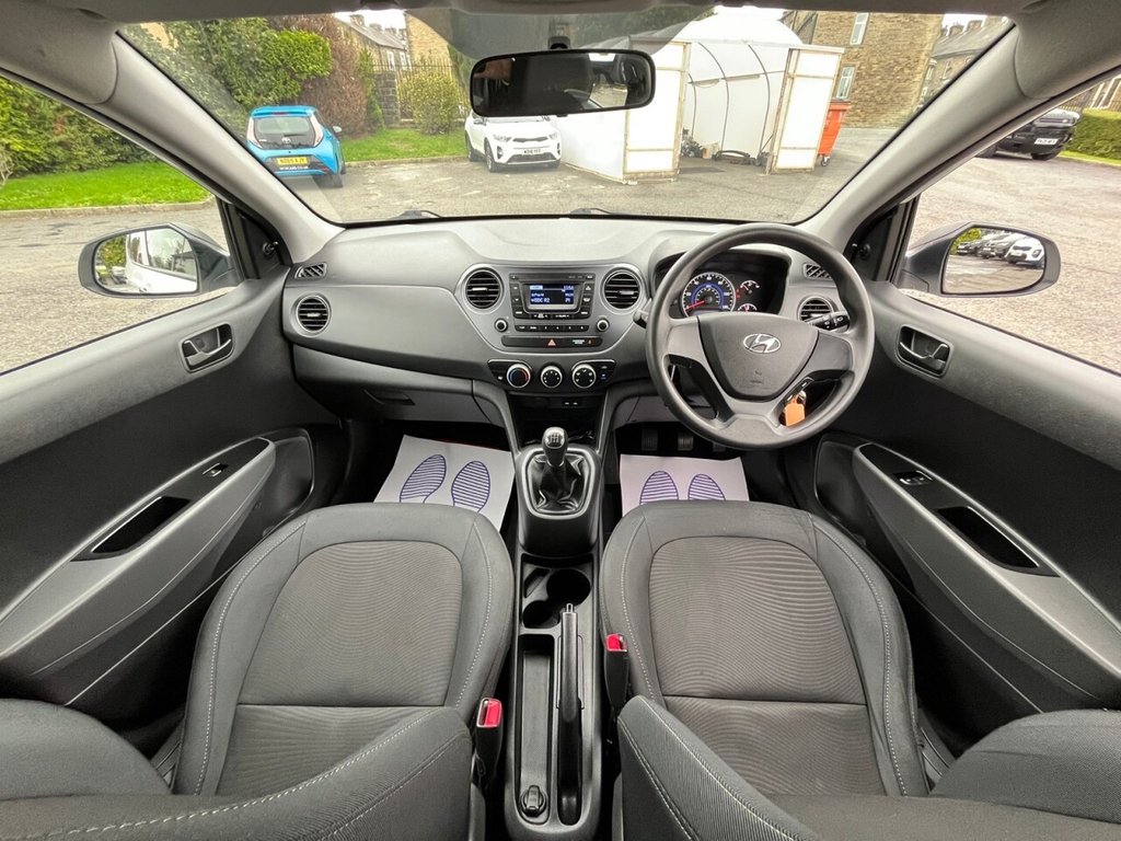Used Hyundai i10 2019 for sale - 76235838: Photo 18