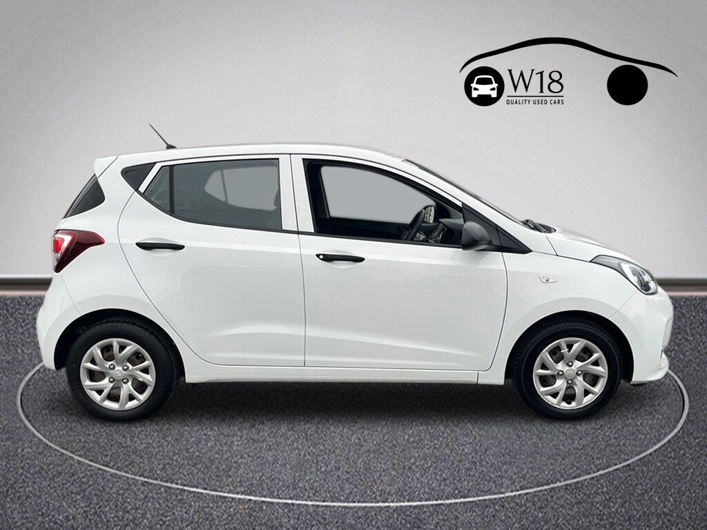 Used Hyundai i10 2019 for sale - 76235838: Photo 2