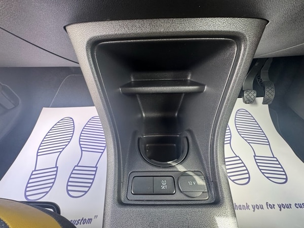 Used Volkswagen up! 2018 for sale - 75336073: Photo 18