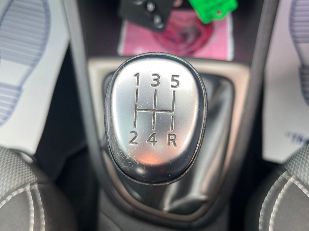 Used Renault Clio 2019 for sale - 77967329: Photo 11