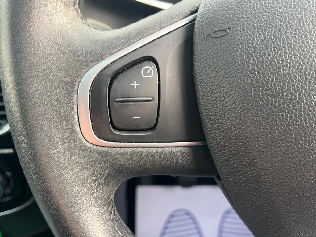 Used Renault Clio 2019 for sale - 77967329: Photo 26