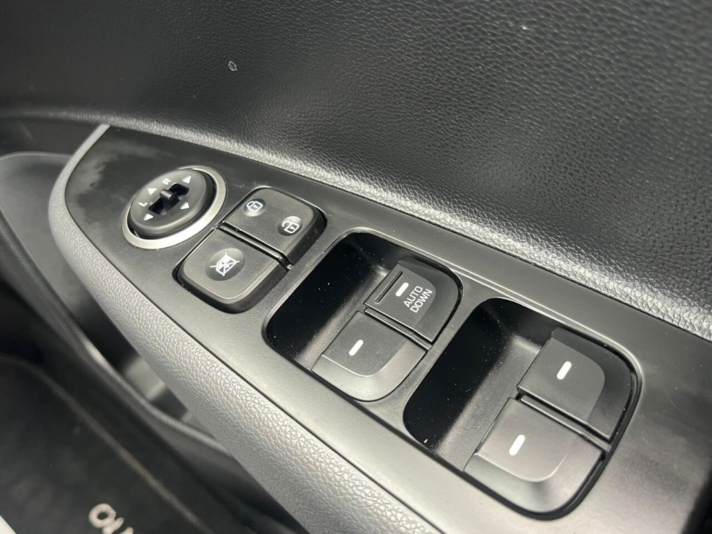 Used Hyundai i10 2017 for sale - 78030436: Photo 4