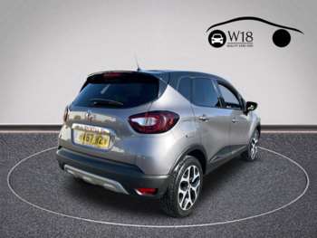 Used Renault Captur 2017 for sale - 74306070: Photo