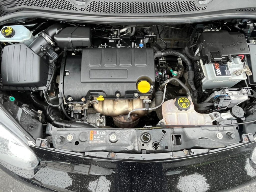 Used Vauxhall ADAM 2019 for sale - 77680579: Photo 2