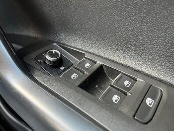 Used Volkswagen Polo 2018 for sale - 77188615: Photo