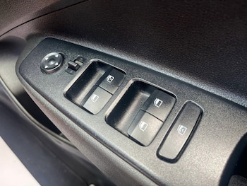 Used Hyundai i10 2021 for sale - 78645026: Photo