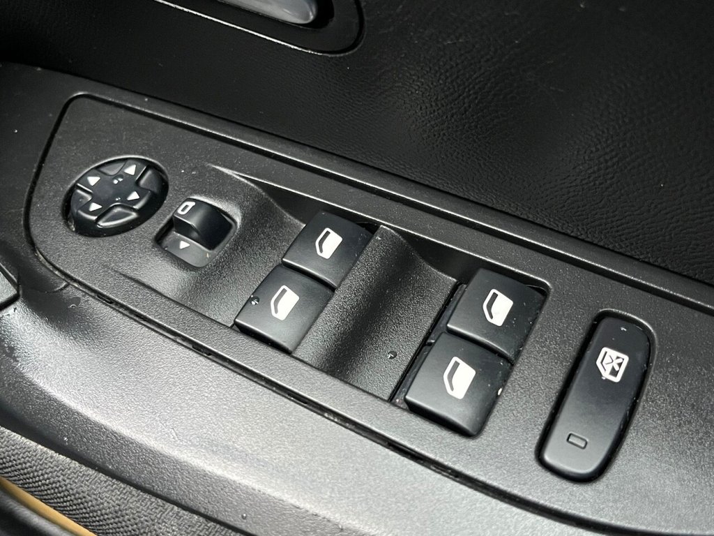 Used Peugeot 2008 2020 for sale - 76973511: Photo 13