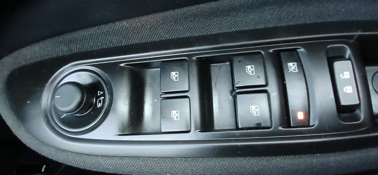 Used Vauxhall Mokka 2016 for sale - 77147913: Photo 6