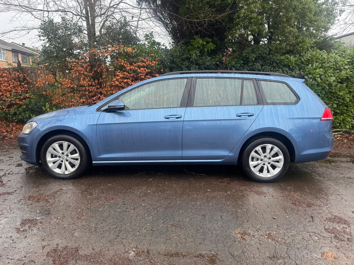 Used Volkswagen Golf 2014 for sale - 77398923: Photo 2