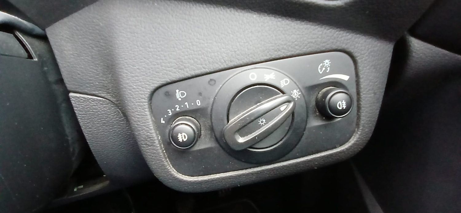 Used Ford Kuga 2015 for sale - 76971155: Photo 4