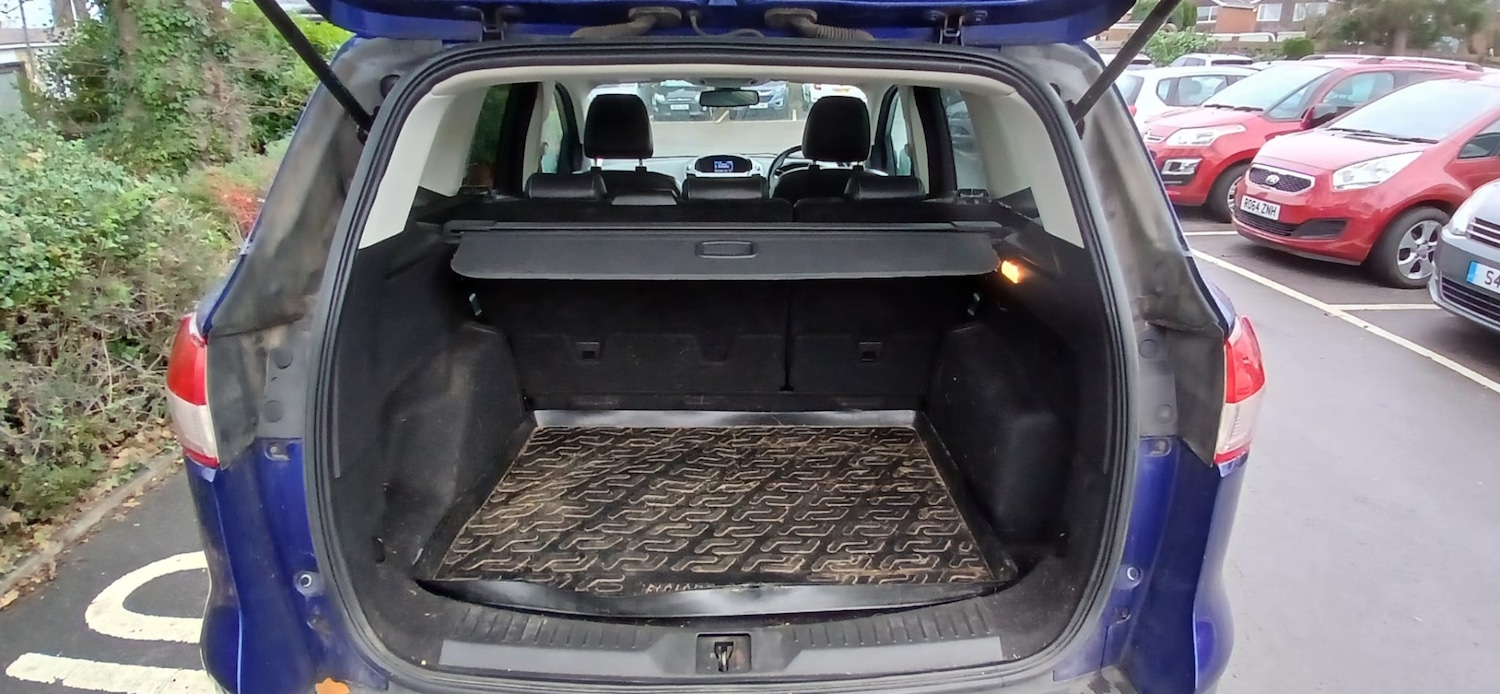 Used Ford Kuga 2015 for sale - 76971155: Photo 9