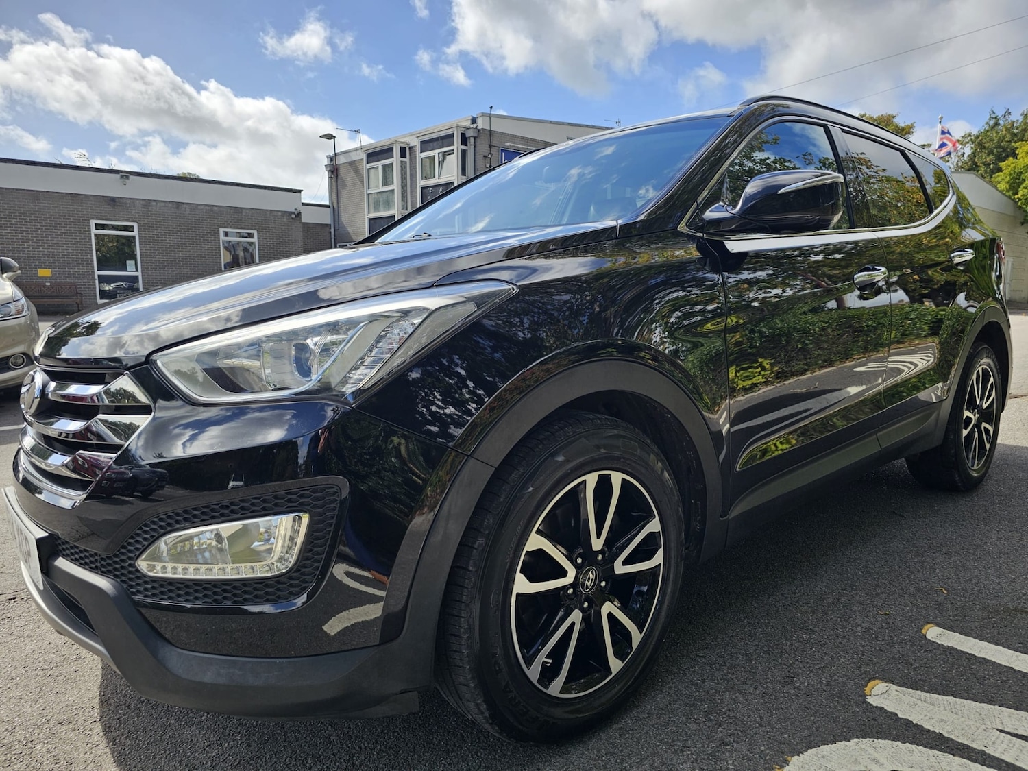 Used Hyundai Santa Fe 2014 for sale - 76663059: Photo 11