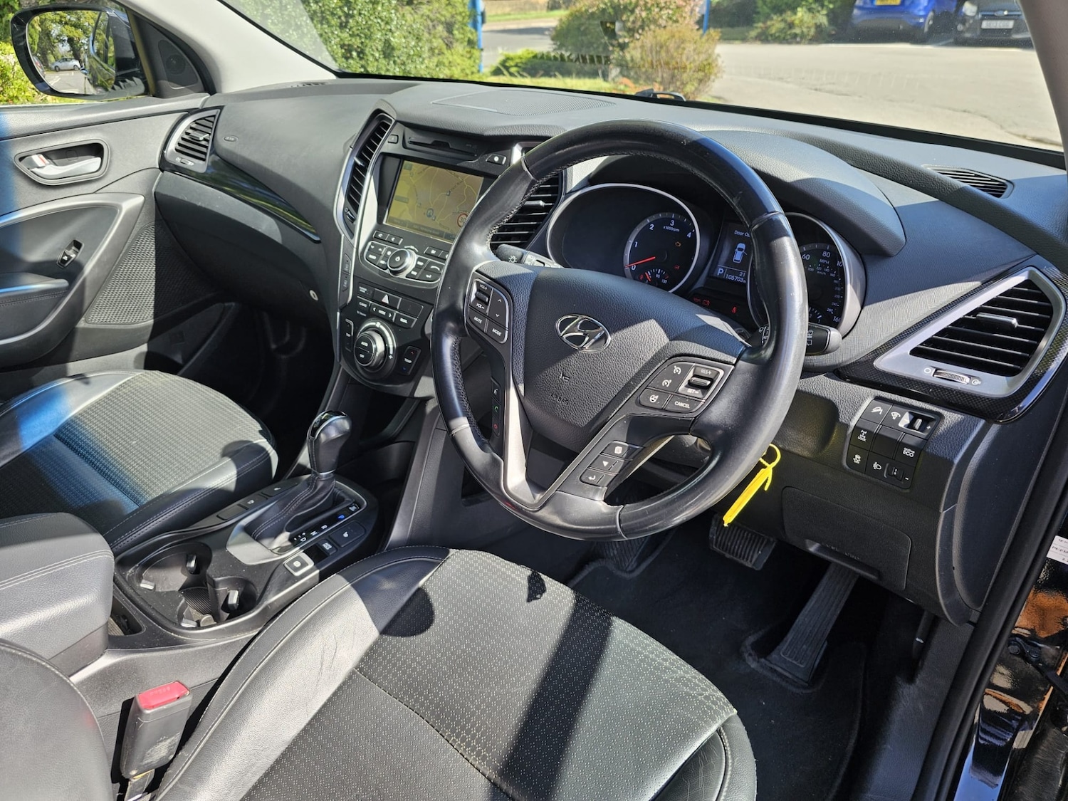 Used Hyundai Santa Fe 2014 for sale - 76663059: Photo 14