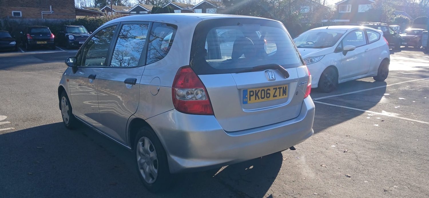 Used Honda Jazz 2006 for sale - 77094189: Photo 6