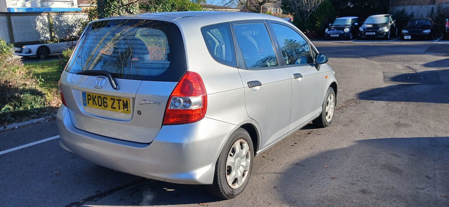 Used Honda Jazz 2006 for sale - 77094189: Photo 8