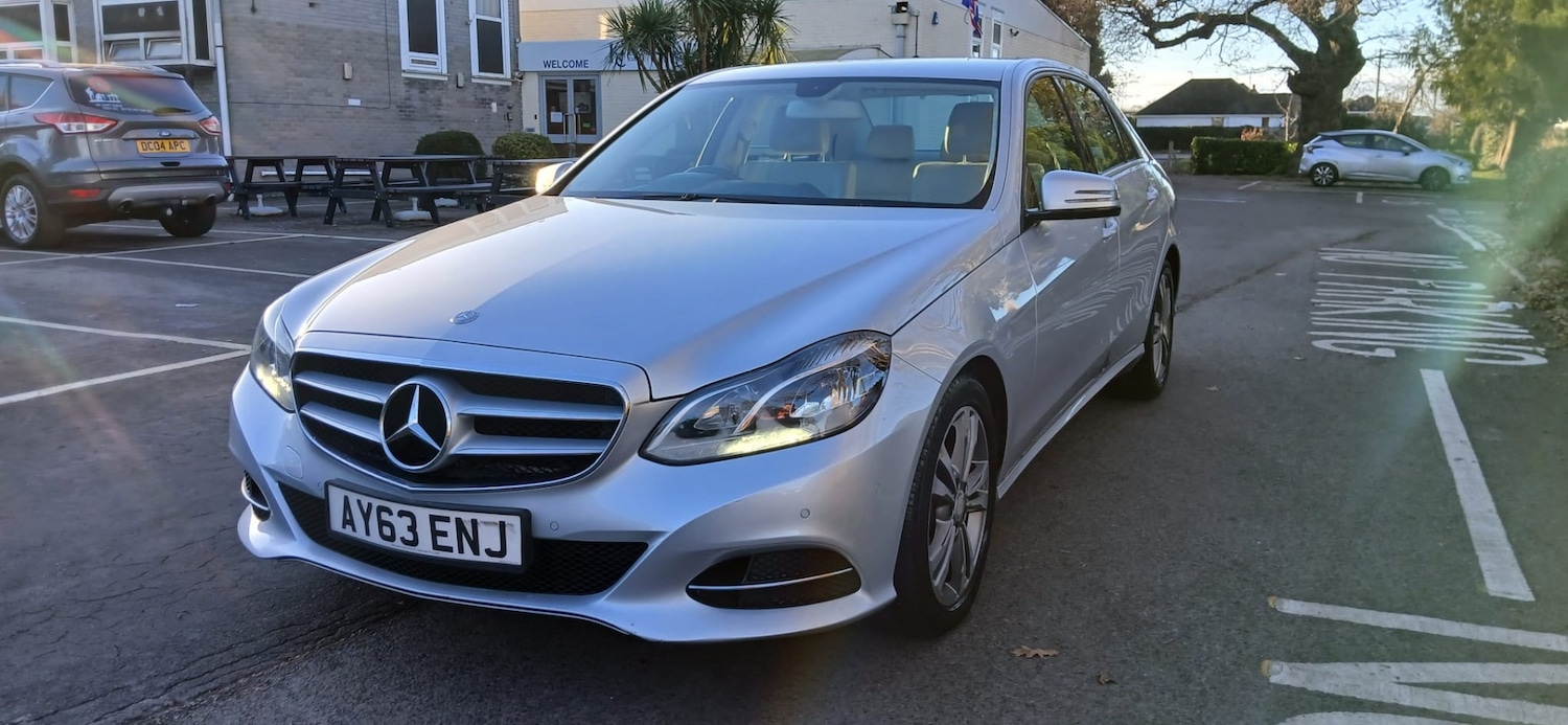 Used Mercedes-Benz E Class 2013 for sale - 77115930: Photo 4