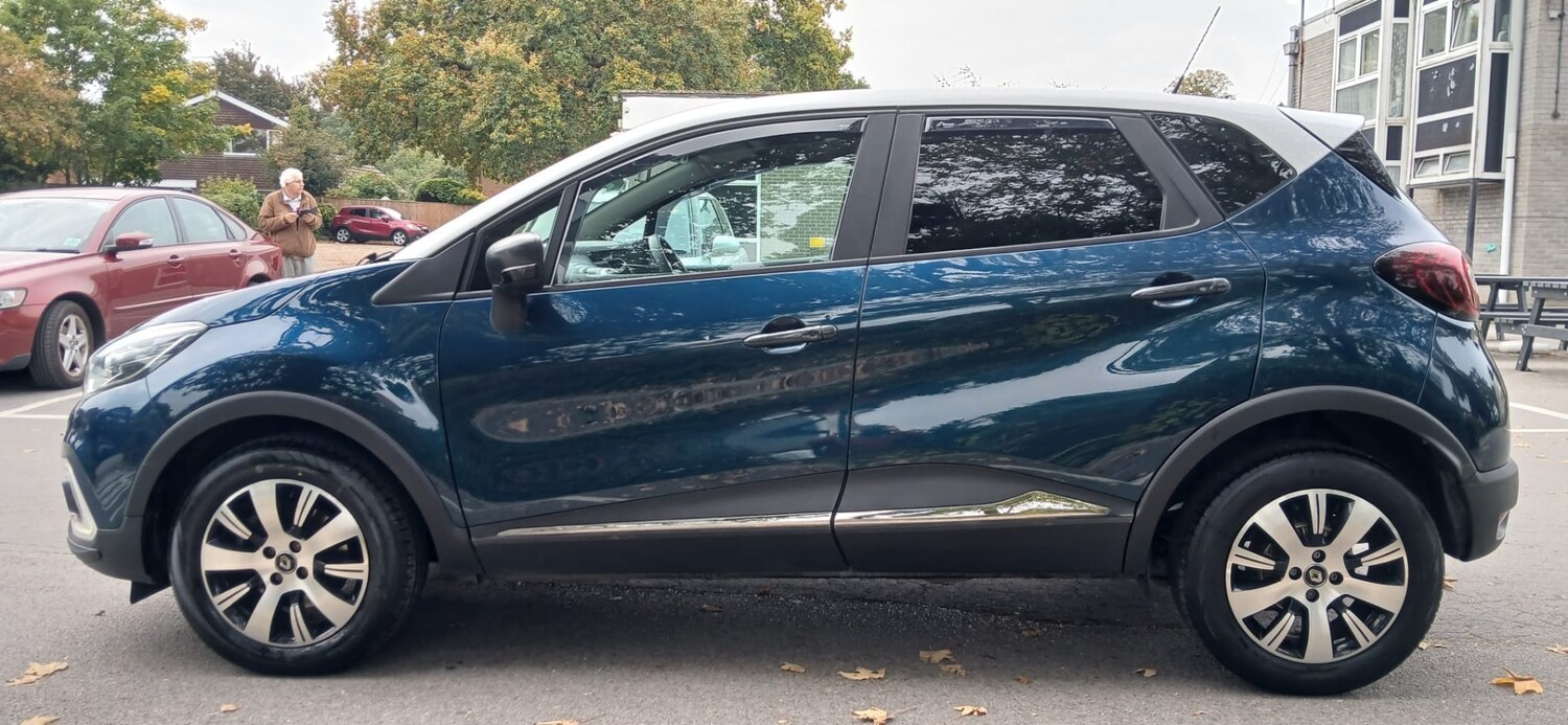 Used Renault Captur 2018 for sale - 76243782: Photo 3