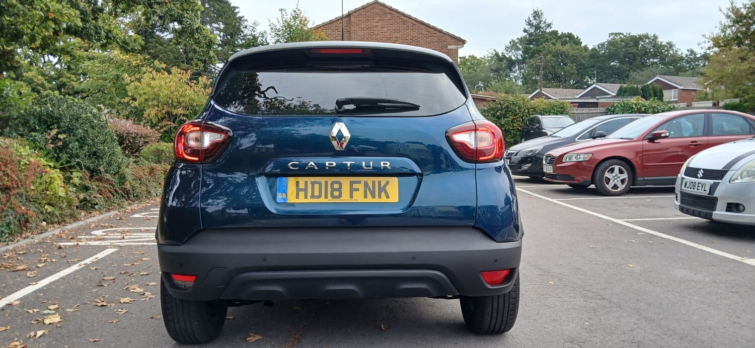Used Renault Captur 2018 for sale - 76243782: Photo 9