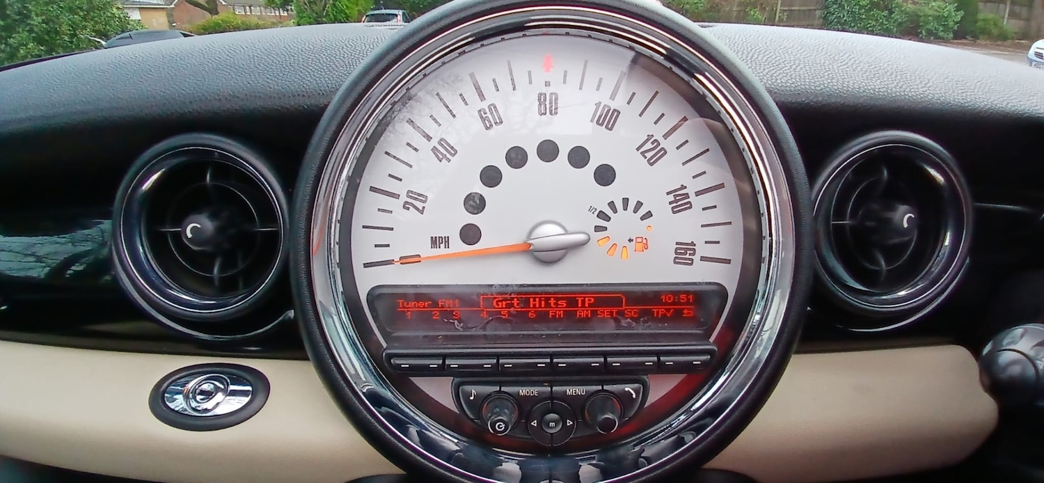 Used MINI Convertible 2012 for sale - 76960319: Photo 11