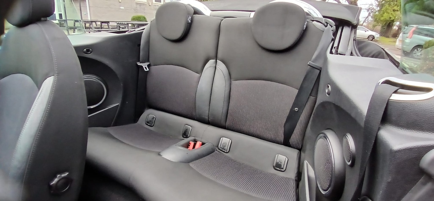 Used MINI Convertible 2012 for sale - 76960319: Photo 15