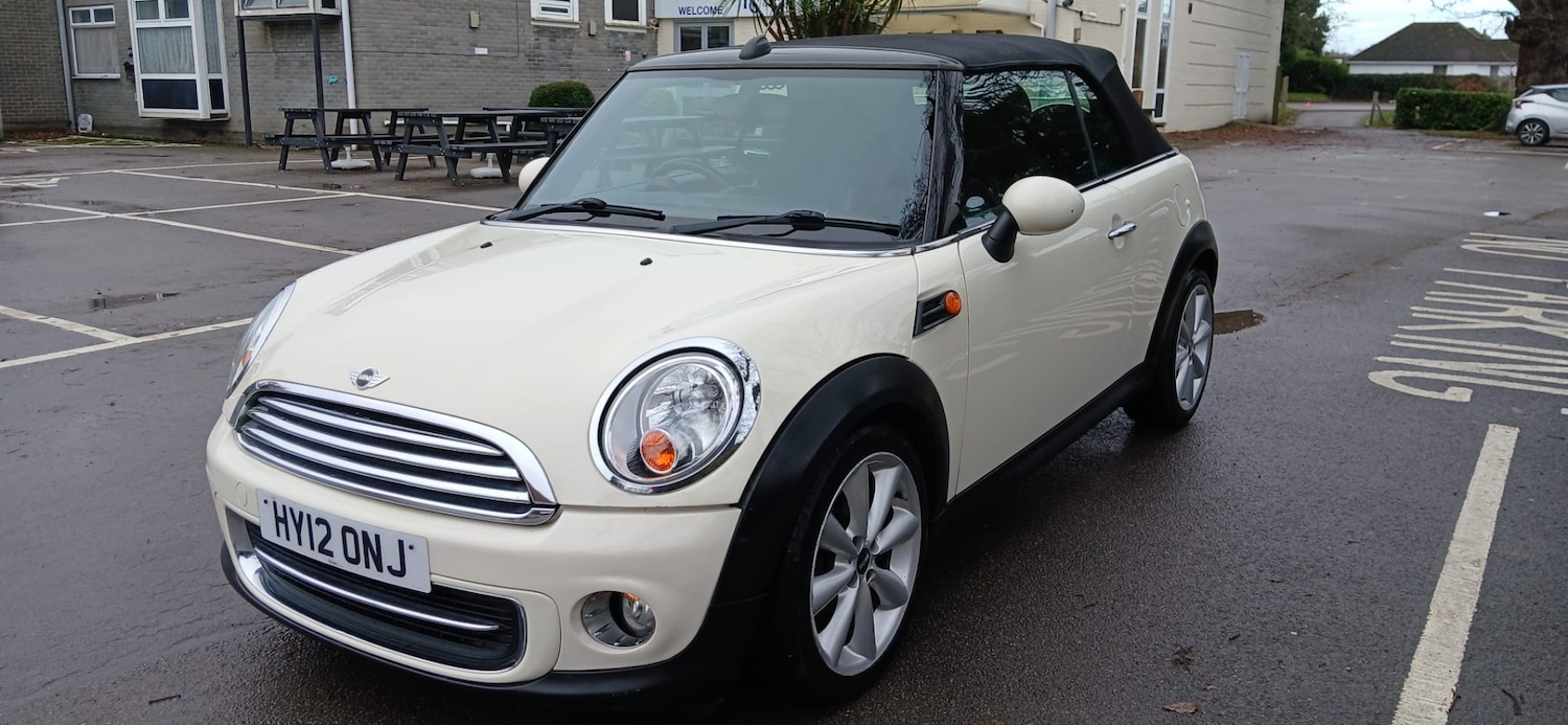 Used MINI Convertible 2012 for sale - 76960319: Photo 18