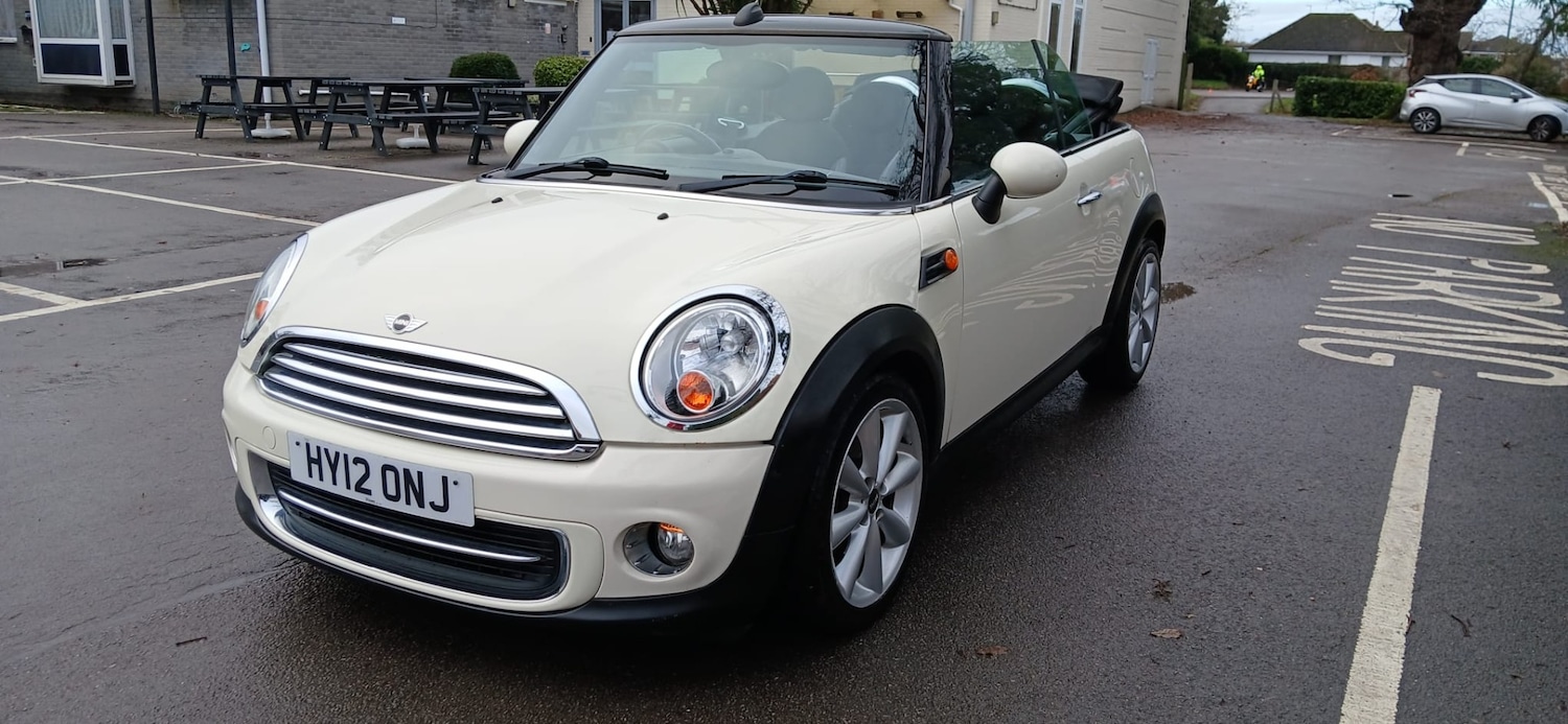 Used MINI Convertible 2012 for sale - 76960319: Photo 4