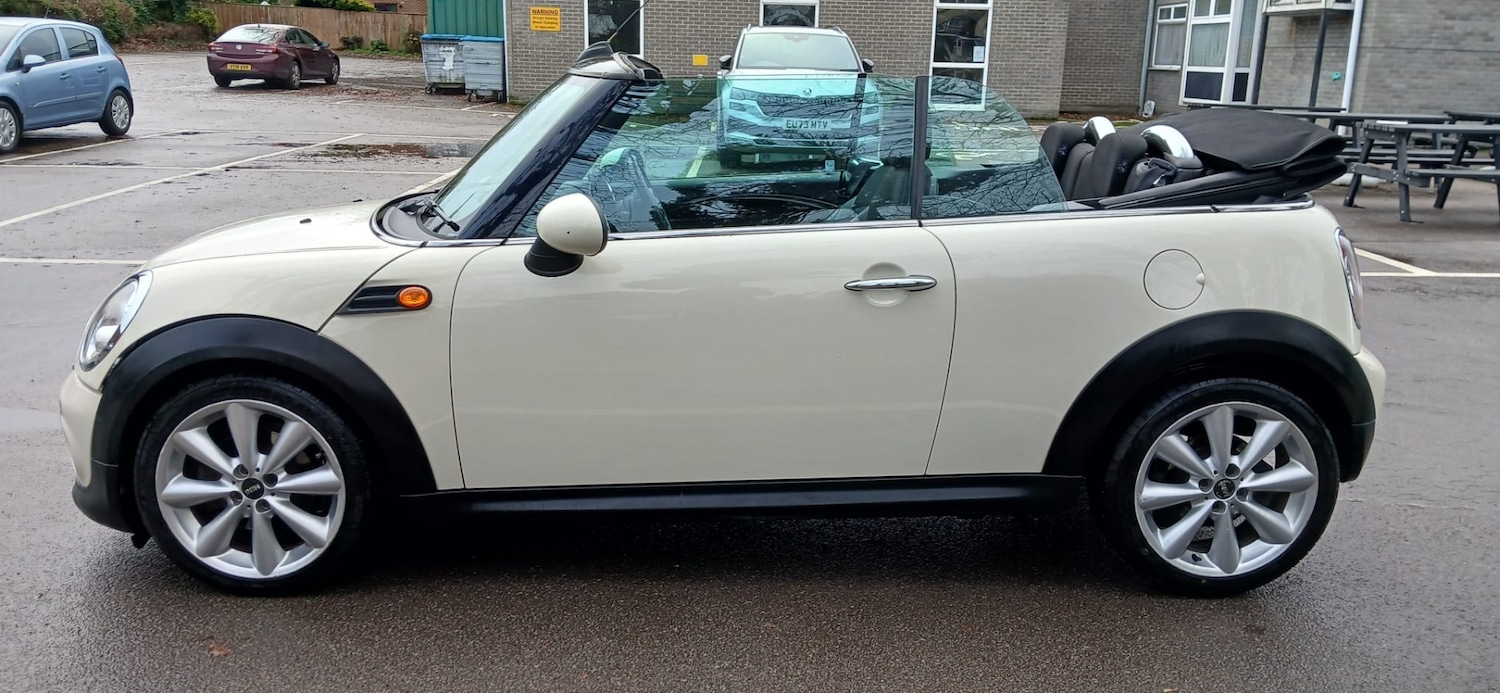 Used MINI Convertible 2012 for sale - 76960319: Photo 5