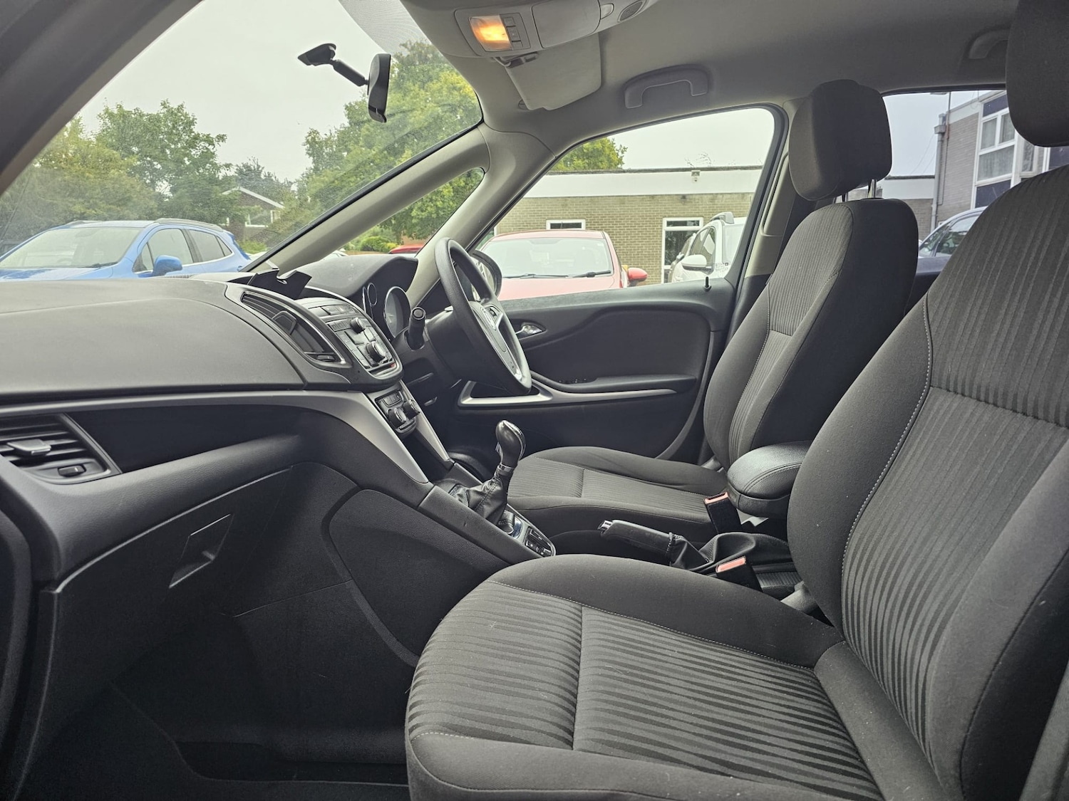 Used Vauxhall Zafira 2013 for sale - 75984930: Photo 16