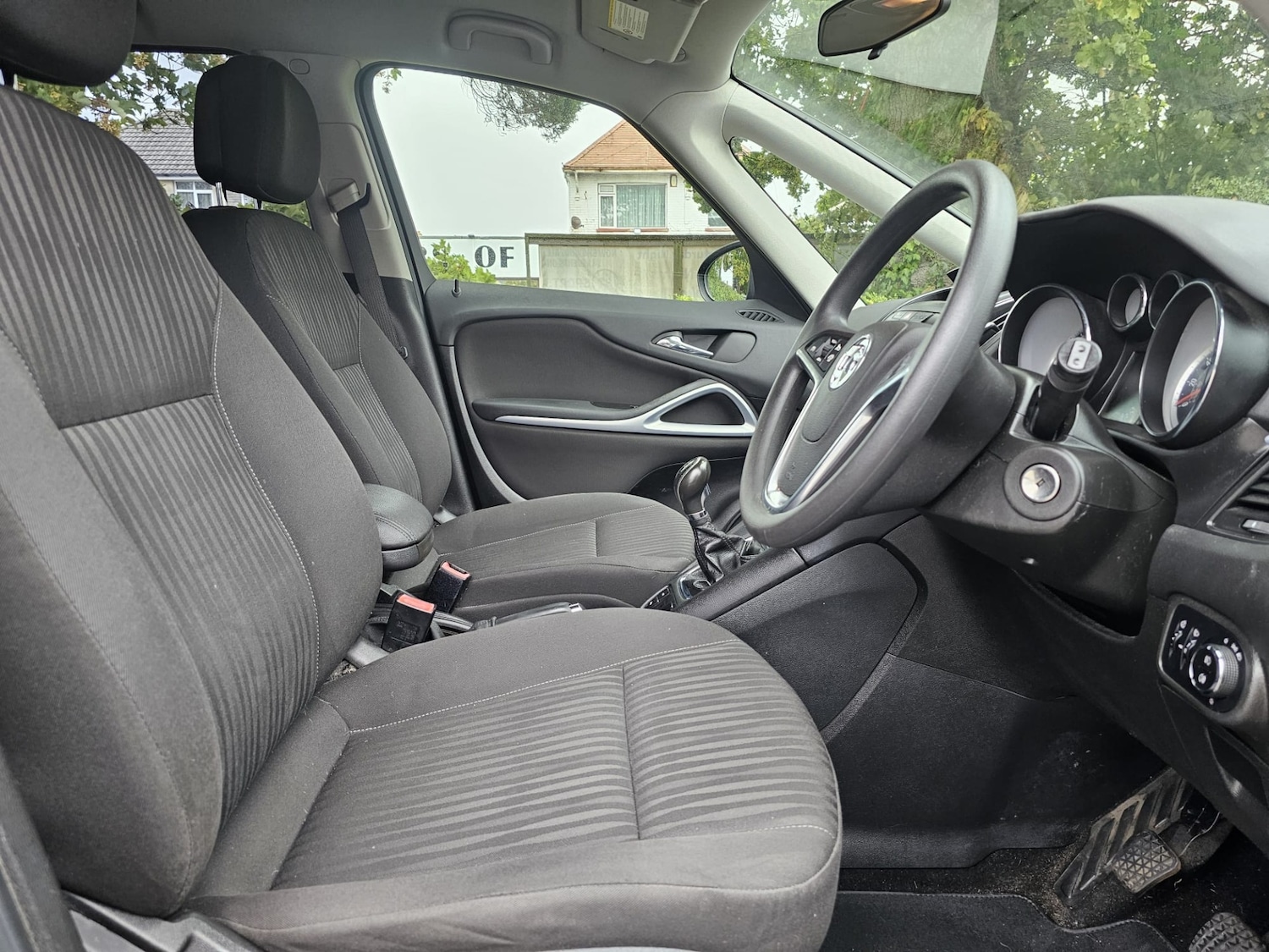 Used Vauxhall Zafira 2013 for sale - 75984930: Photo 19