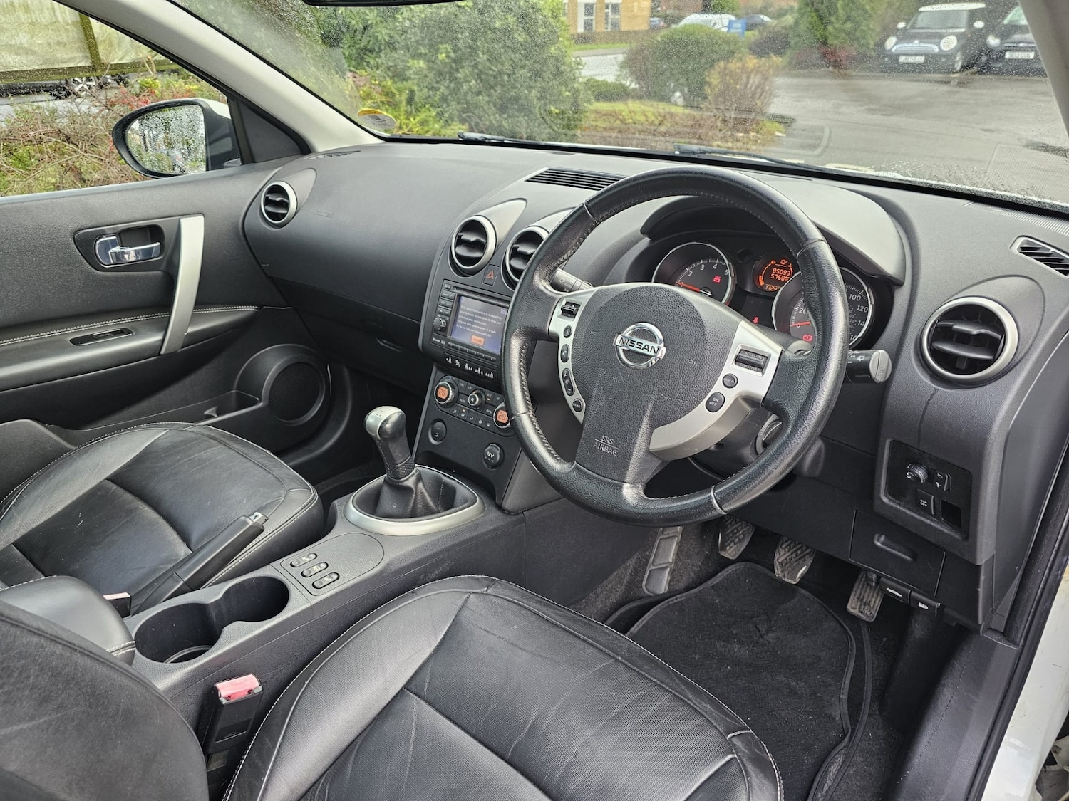 Used Nissan Qashqai 2010 for sale - 77460352: Photo 10